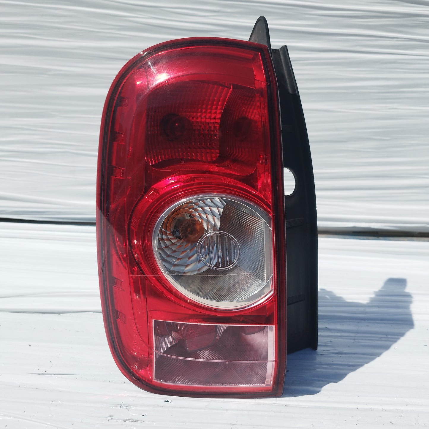 Fanale posteriore sx Dacia Duster 2010 cod: 265550035A ecoDM050