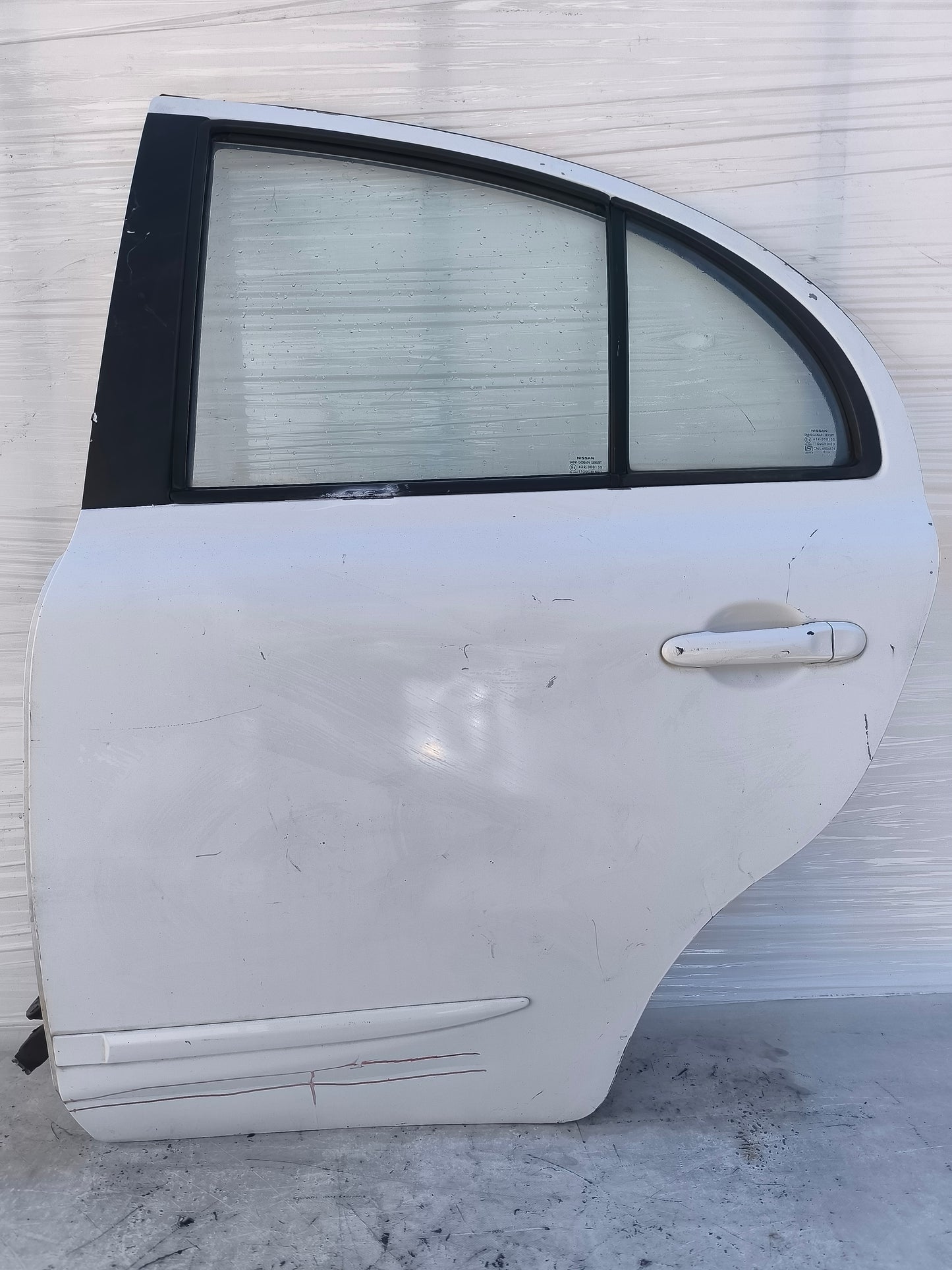 Sportello bianco posteriore sx Nissan Micra k13 2010-2013 ecoAG8035