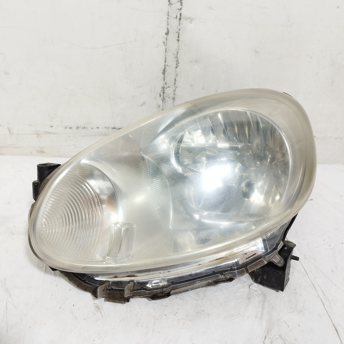 Fanale anteriore sx Nissan Micra K13 2010-2013 cod: 260601HB0A ecoAC16609