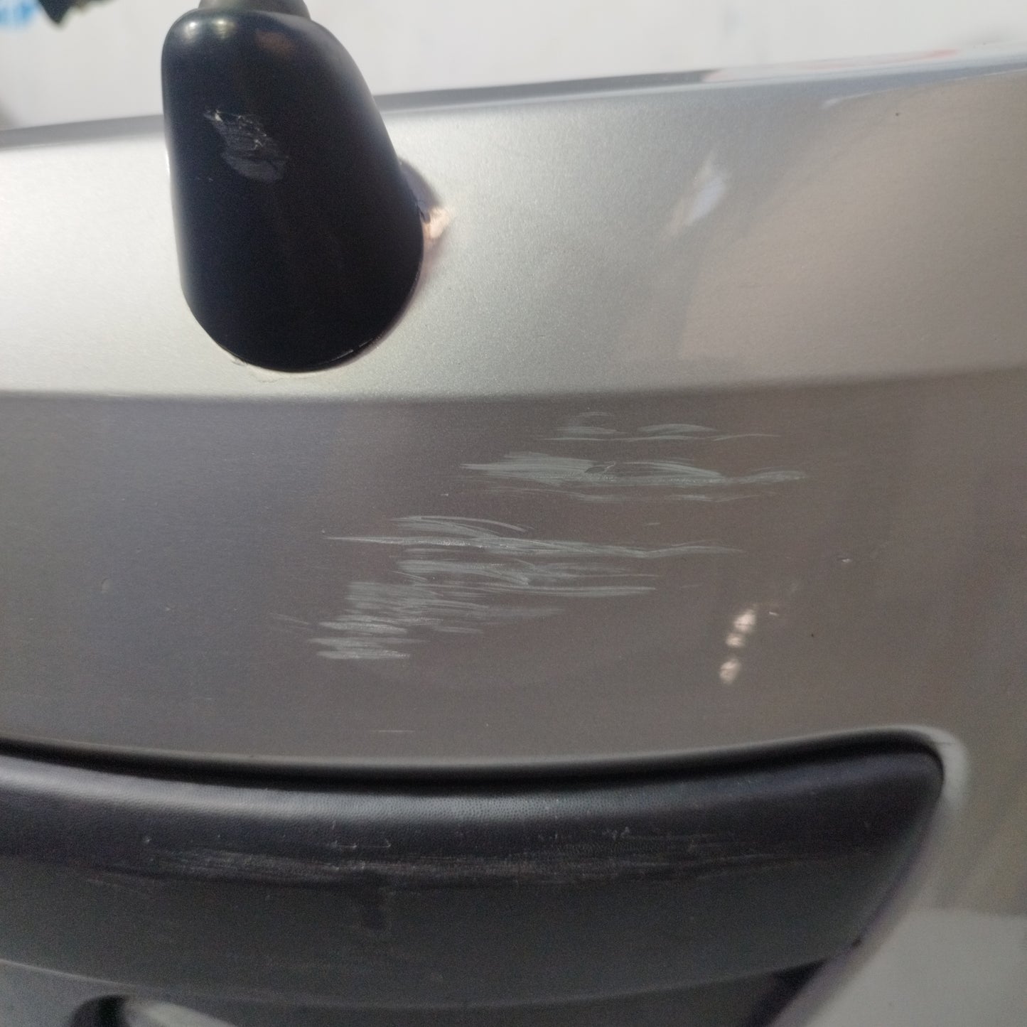 Front bumper silver grey Renault Clio 2007 ecoAC10075