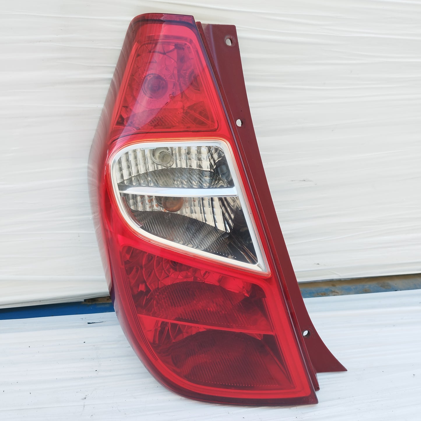 Fanale posteriore sx Hyundai I10 2012 ecoDM076