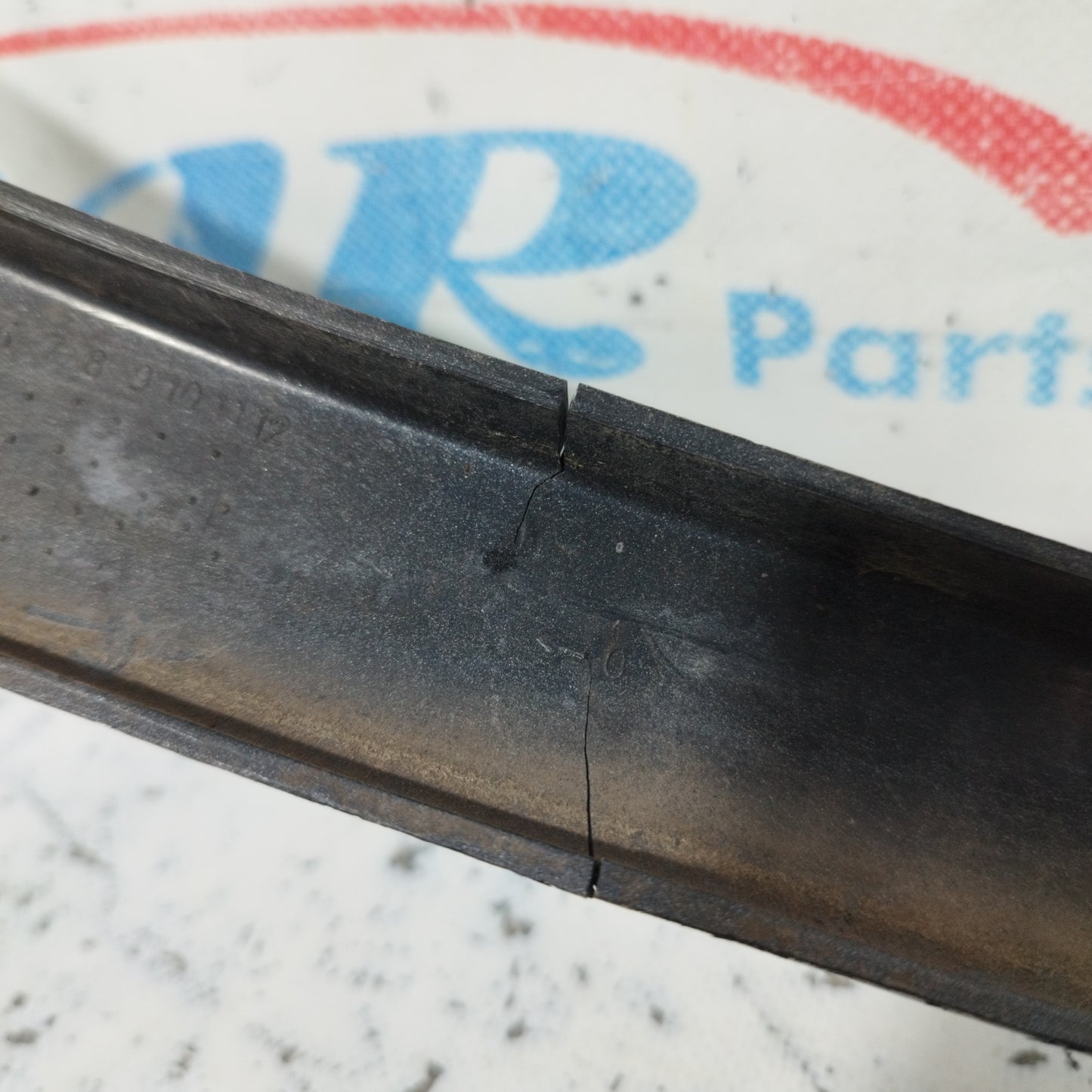 Peugeot 206 2004 ecoAC10605 grauer Kühlergrill