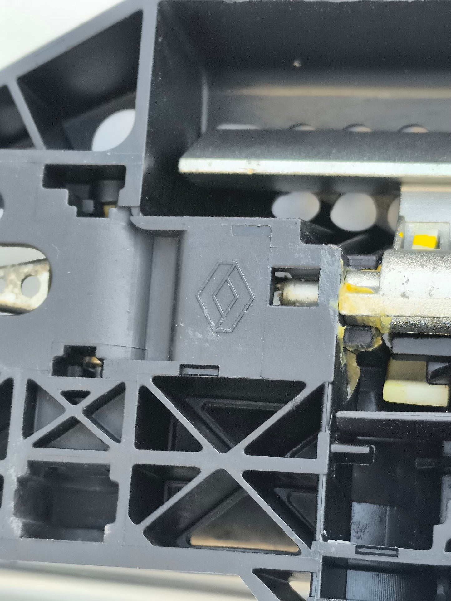 Maniglia esterna posteriore sx nera Renault Captur anno 2014 ecoAG7136