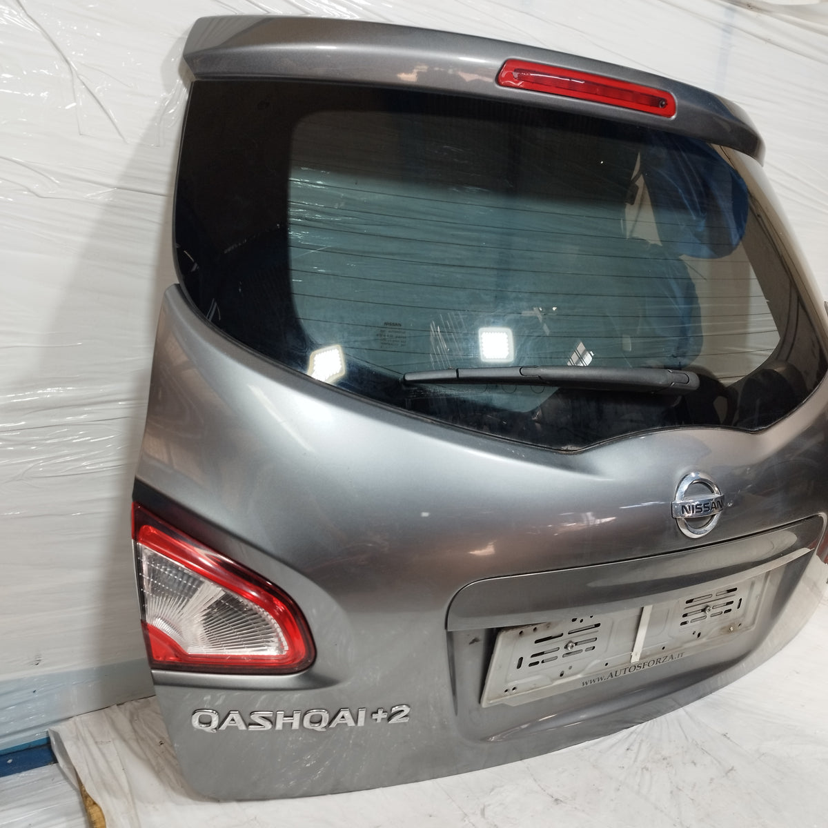 Portellone grigio scuro Nissan Qashqai+2 (J10 / JJ10) 2010-2013 Restyling ecoAC16937