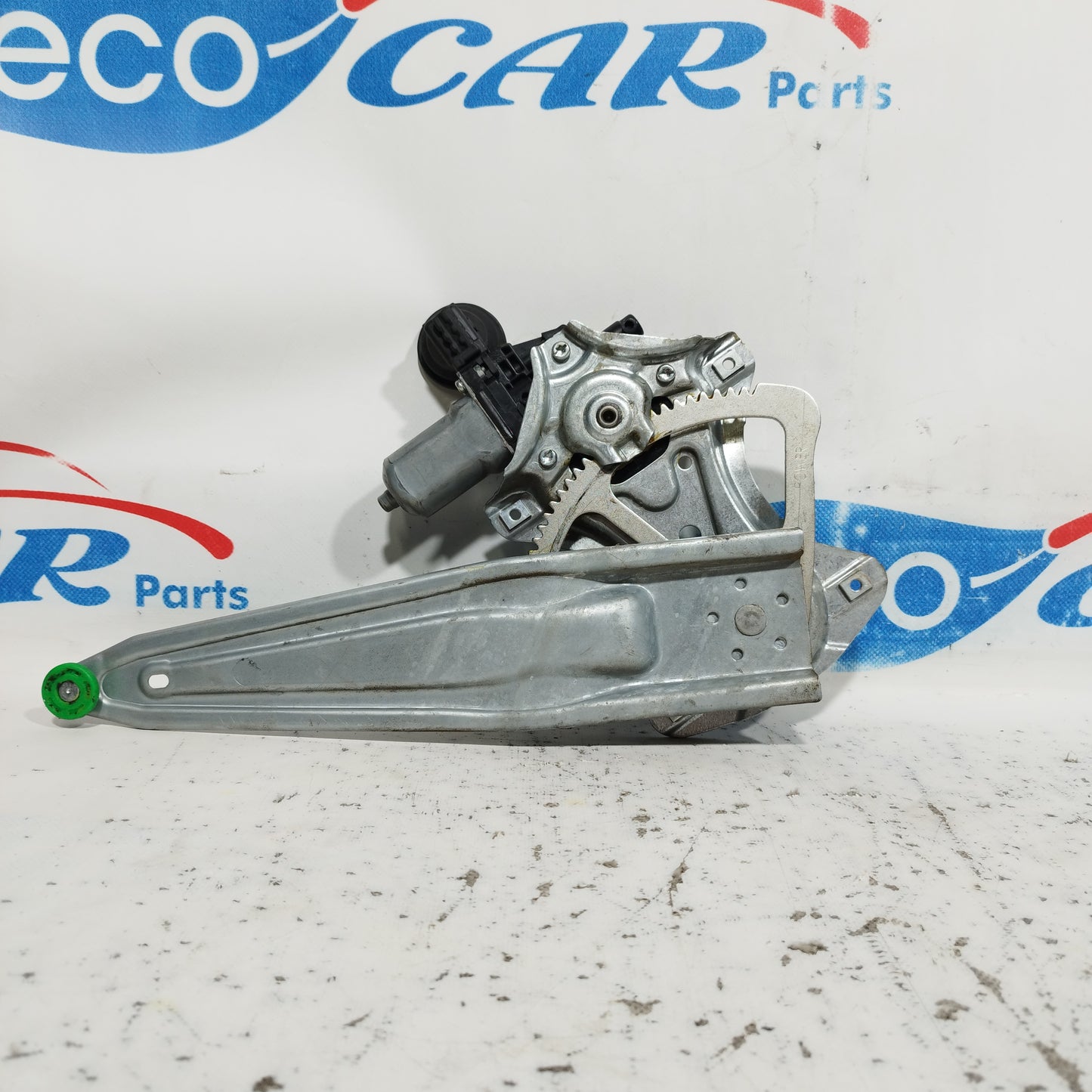 Front right rack Toyota Yaris 2014 code: 85710-0D100 ecoAC8832