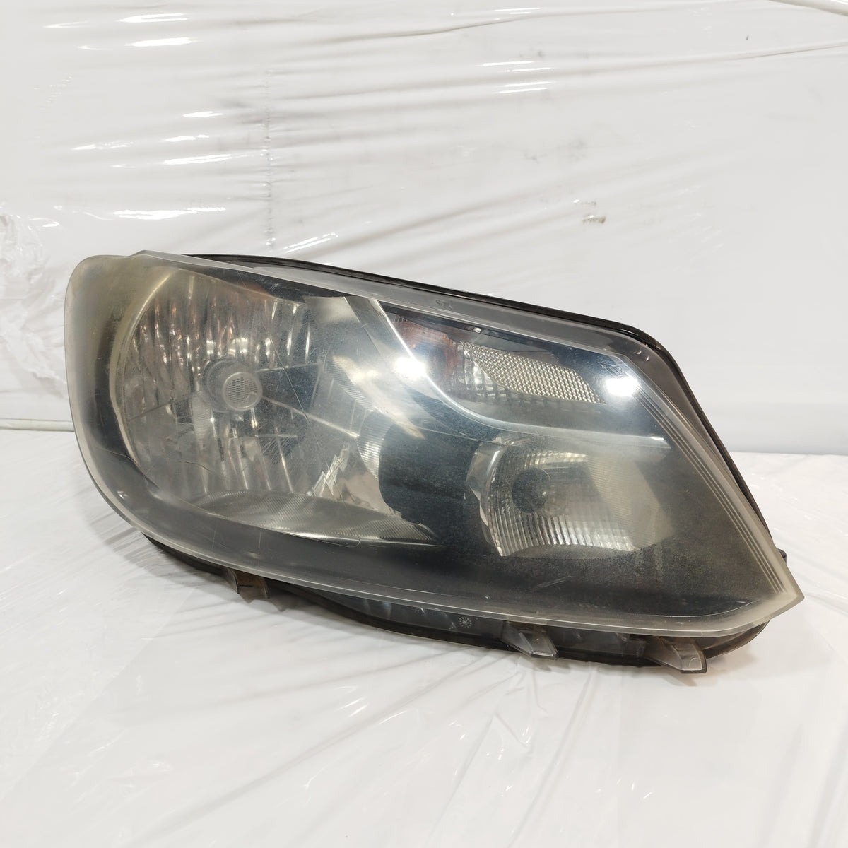 Fanale anteriore dx Volkswagen Caddy III (2k) 2010 Cod: 2K5941006A ecoAC17443