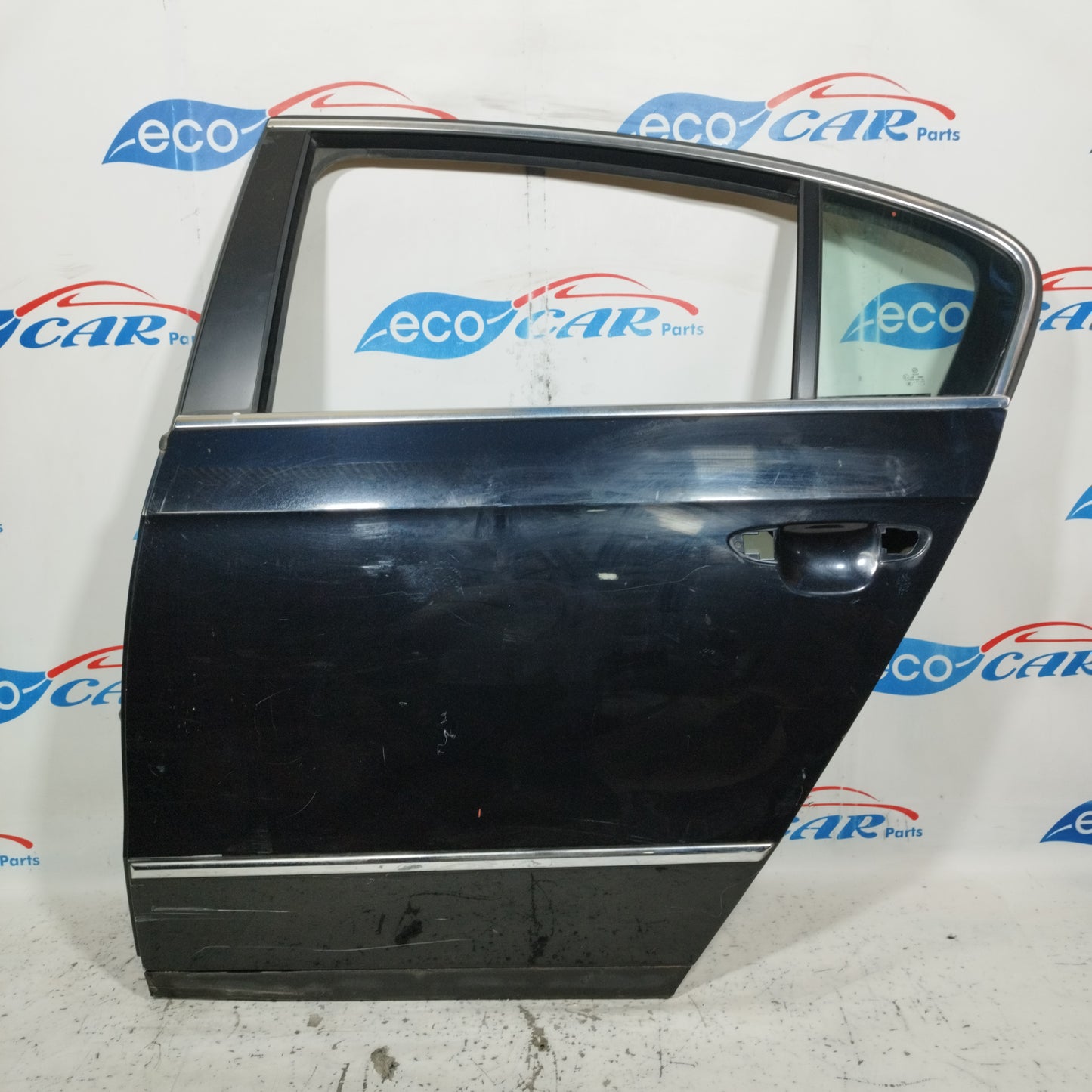 Rear Door Left Volkswagen Passat 2006 Black ecoAC8717