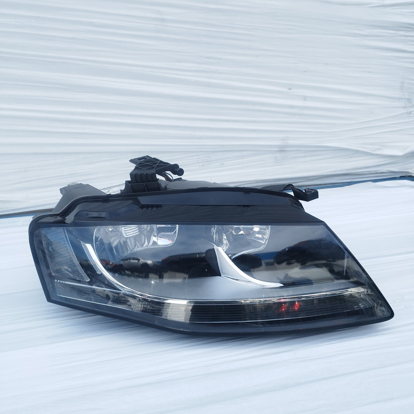 Fanale anteriore dx Audi A4 2010 cod: 1307022853 ecoDM169