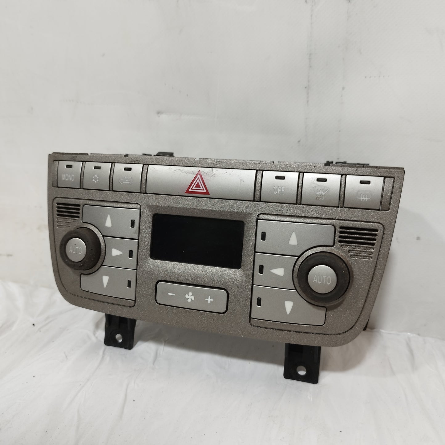 Pulsantiera comandi a / c Lancia Musa 2004-2012 cod: 735387666 ecoAC16106