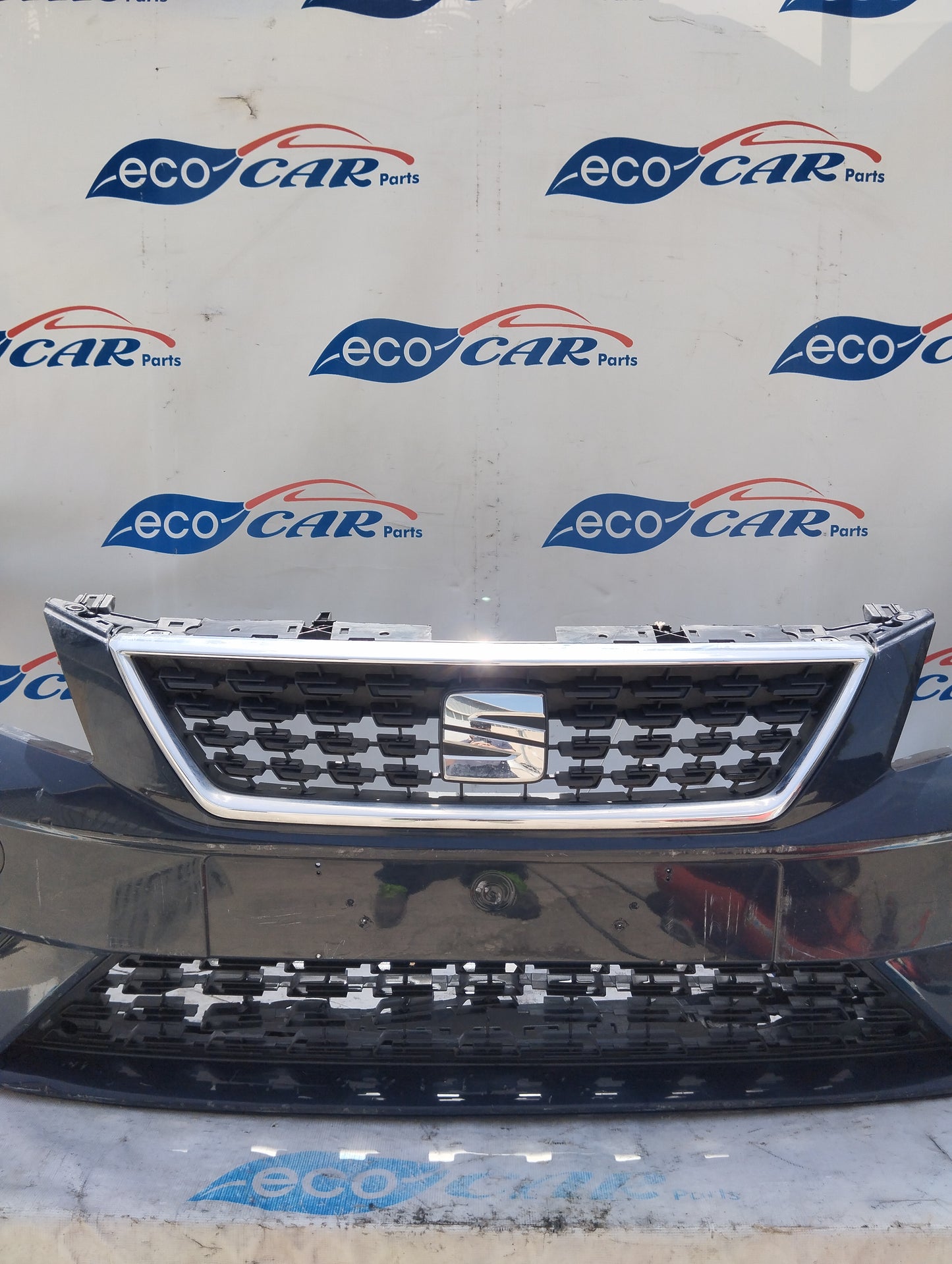 Dark blue front bumper Seat Leon 2016 ecoAG4595
