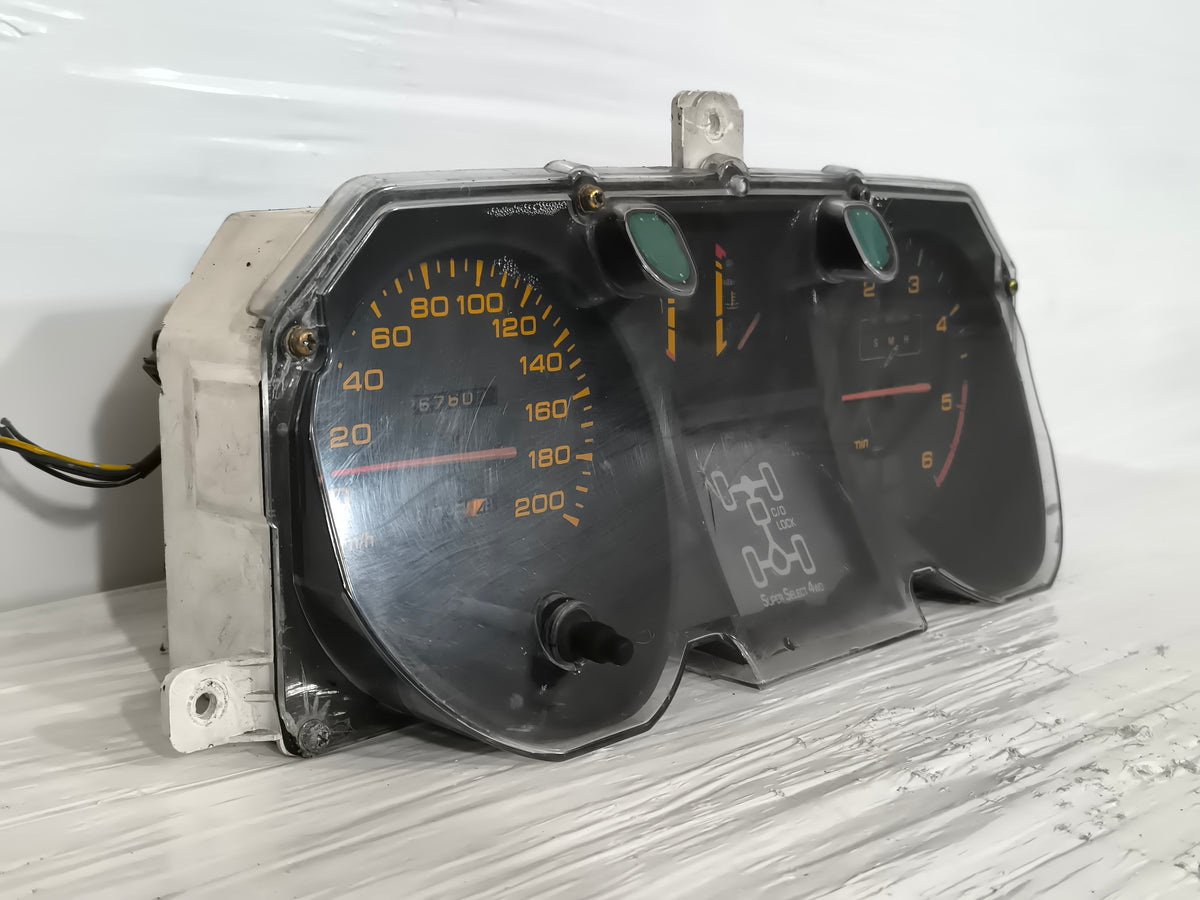 Quadro strumenti Mitsubishi Pajero II (V20) 2.8 / 2.5 D anno 1997-2000 cod: mb832131 ecoAG9924