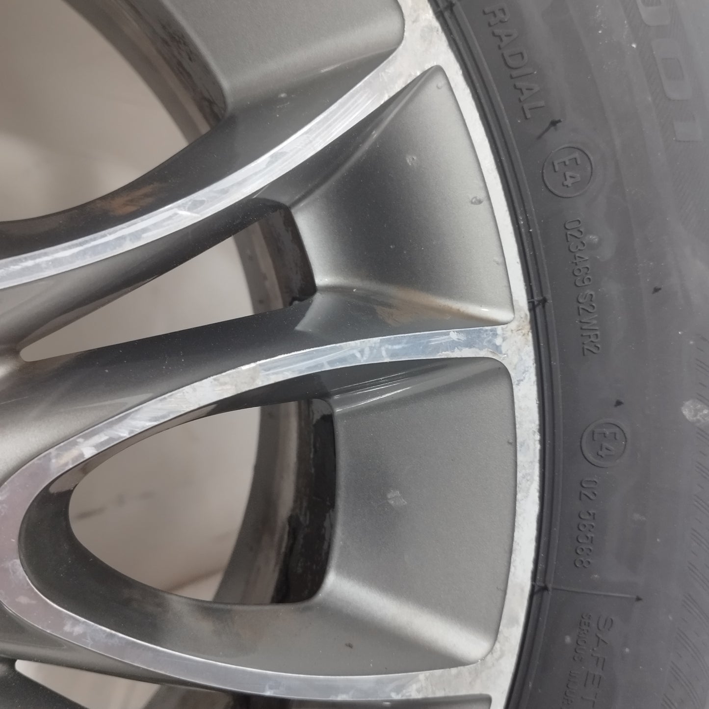 Cerchi in lega con gomme Fiat punto Evo 2012 ecoAC15266