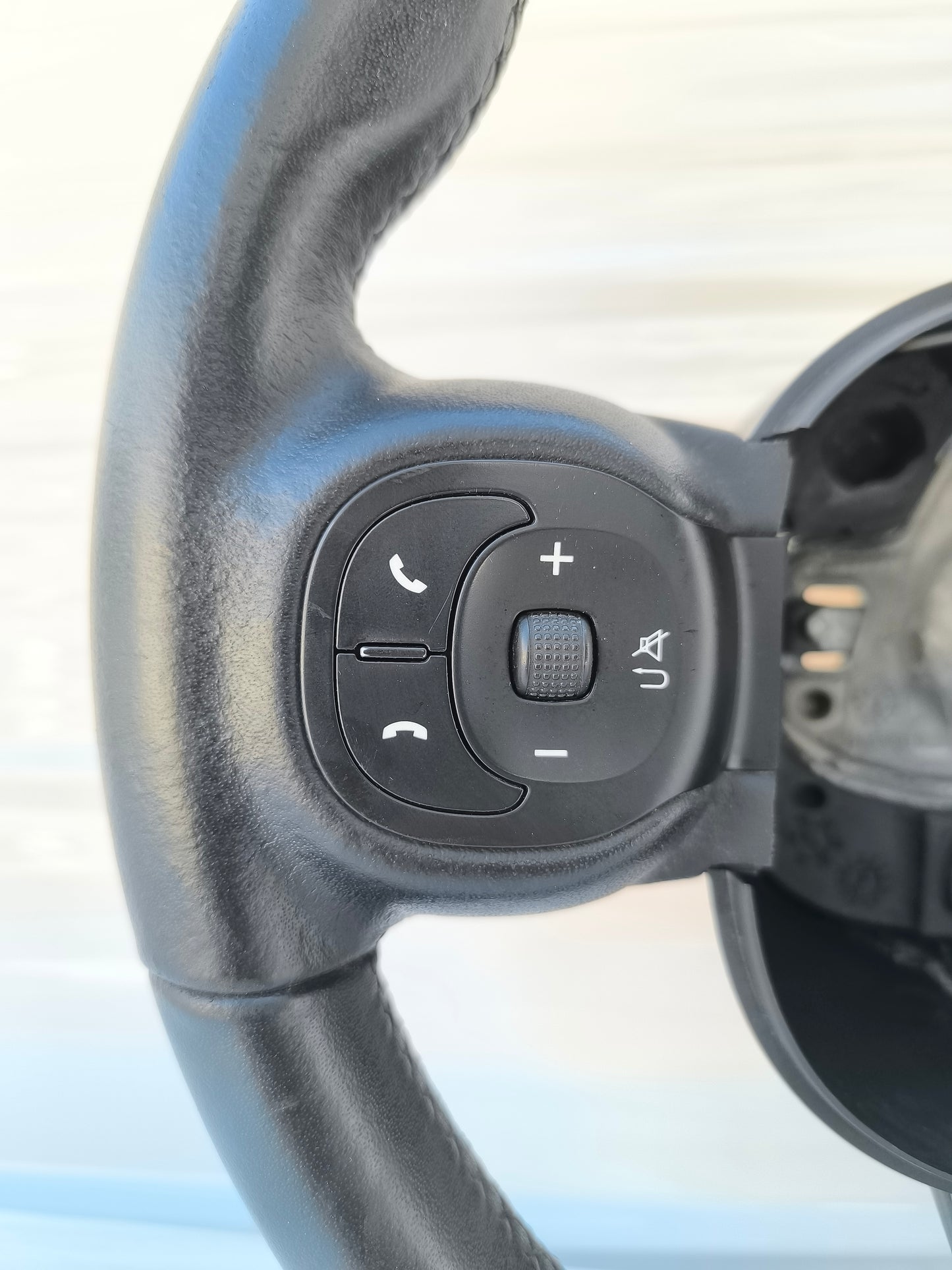 Volante con comandi in pelle Fiat New Panda anno 2015 cod: 34105680B ecoAG8112