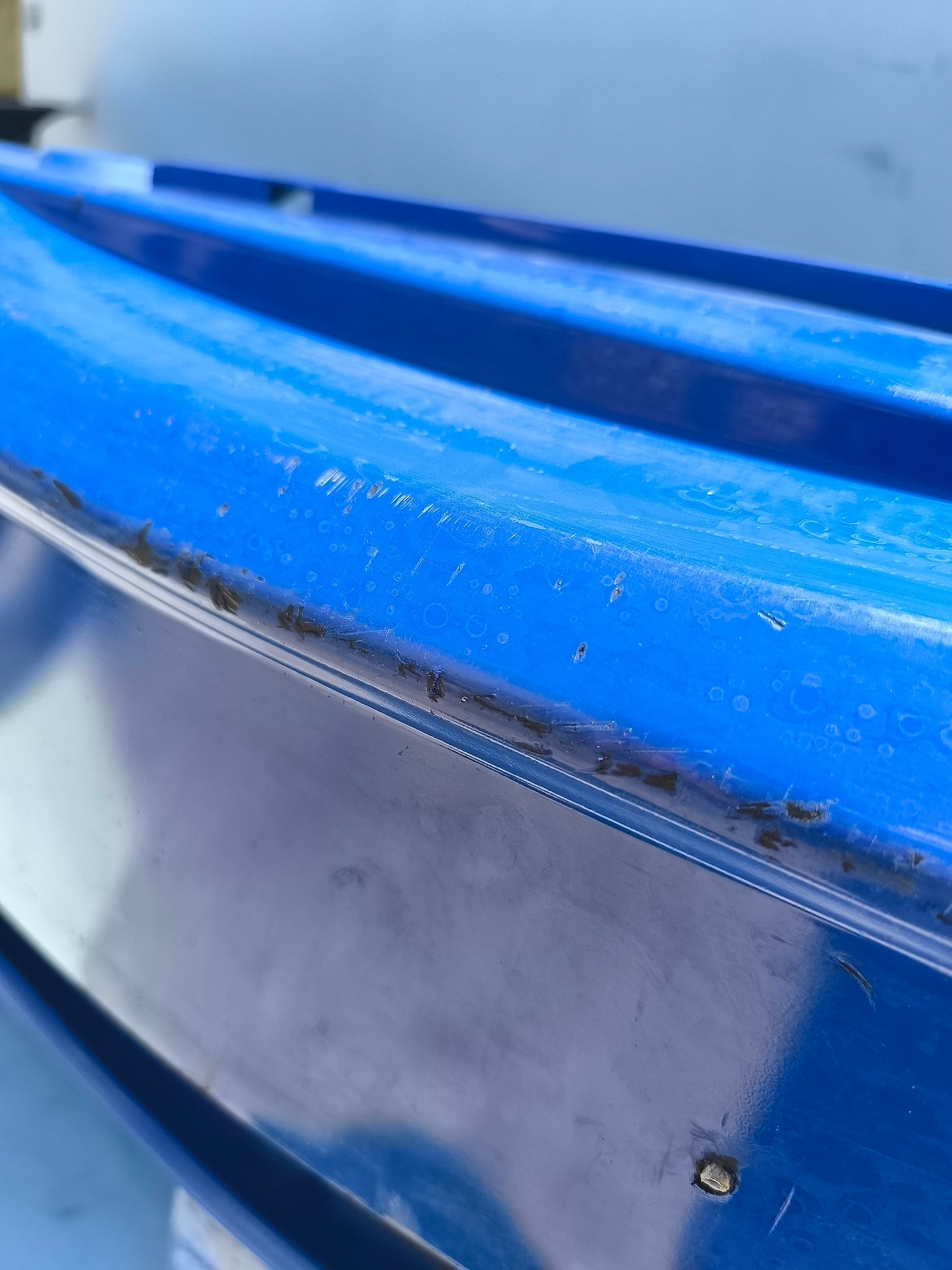 Front bumper Lancia Ypsilon elefantino year 2003 blue has two damaged stops and some scratches ecoAG7193