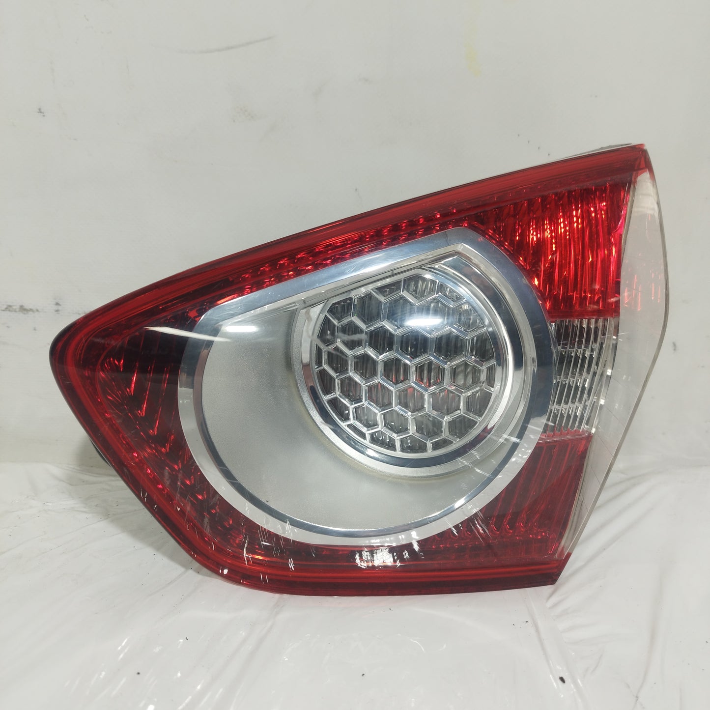 Fanale posteriore interno dx Ford Kuga 2010 cod: 8V41-13A602-AD ecoAC14586