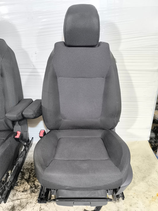 Tappezzeria completa Peugeot 5008 I 5 porte anno 2009-2017 ecoAG9678