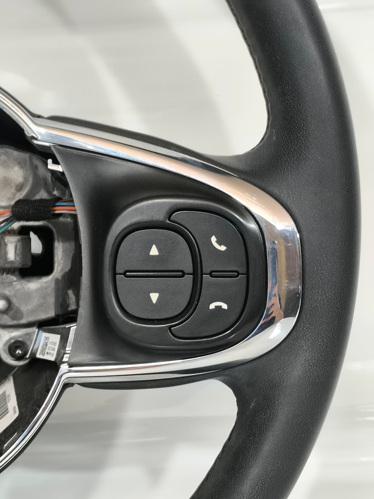 Volante con comandi Fiat 500 (312) Restyling 2015-2024 cod: 34211935C ecoAG9739