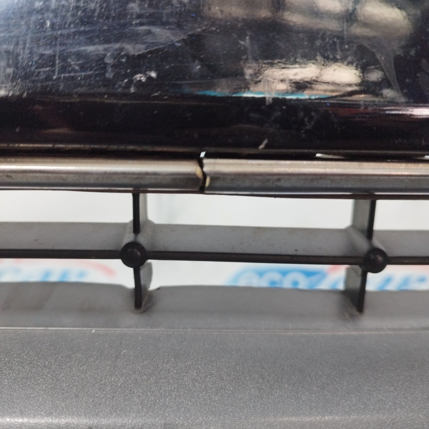 Paraurti anteriore nero Ford Fiesta 2010 ecoAC10164