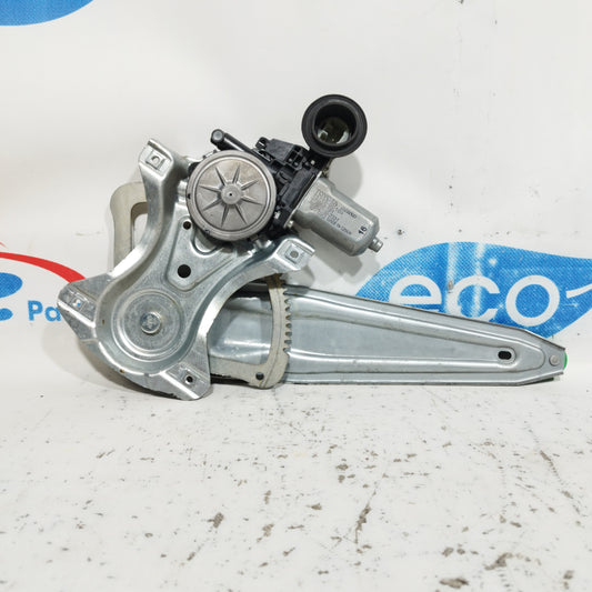 Front right rack Toyota Yaris 2014 code: 85710-0D100 ecoAC8832