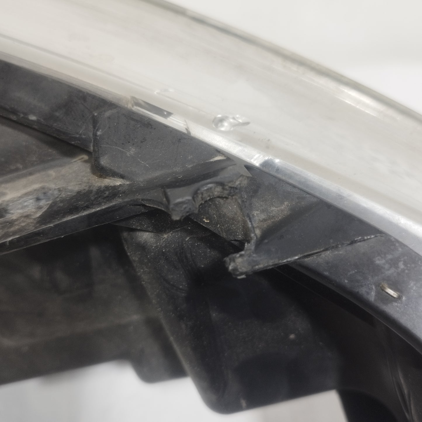 Fanale anteriore sx Ford Fiesta 2010 cod: 8A61-13W030-CH ecoAC14705