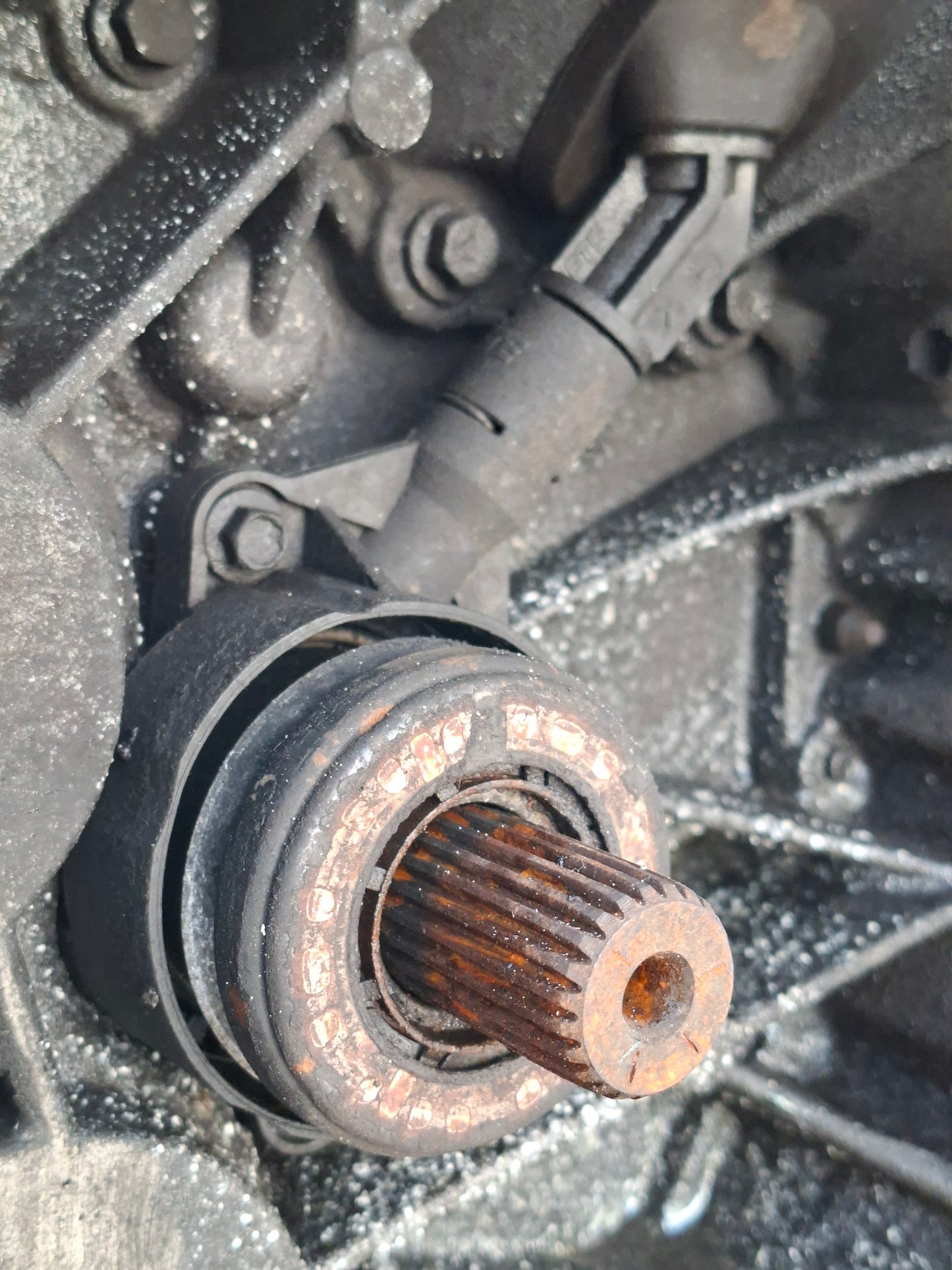 Cambio manuale Ford Kuga 2.0 TDCI 4WD 120KW 6M anno 2010 cod.8v4r-7002-be ecoAG7742