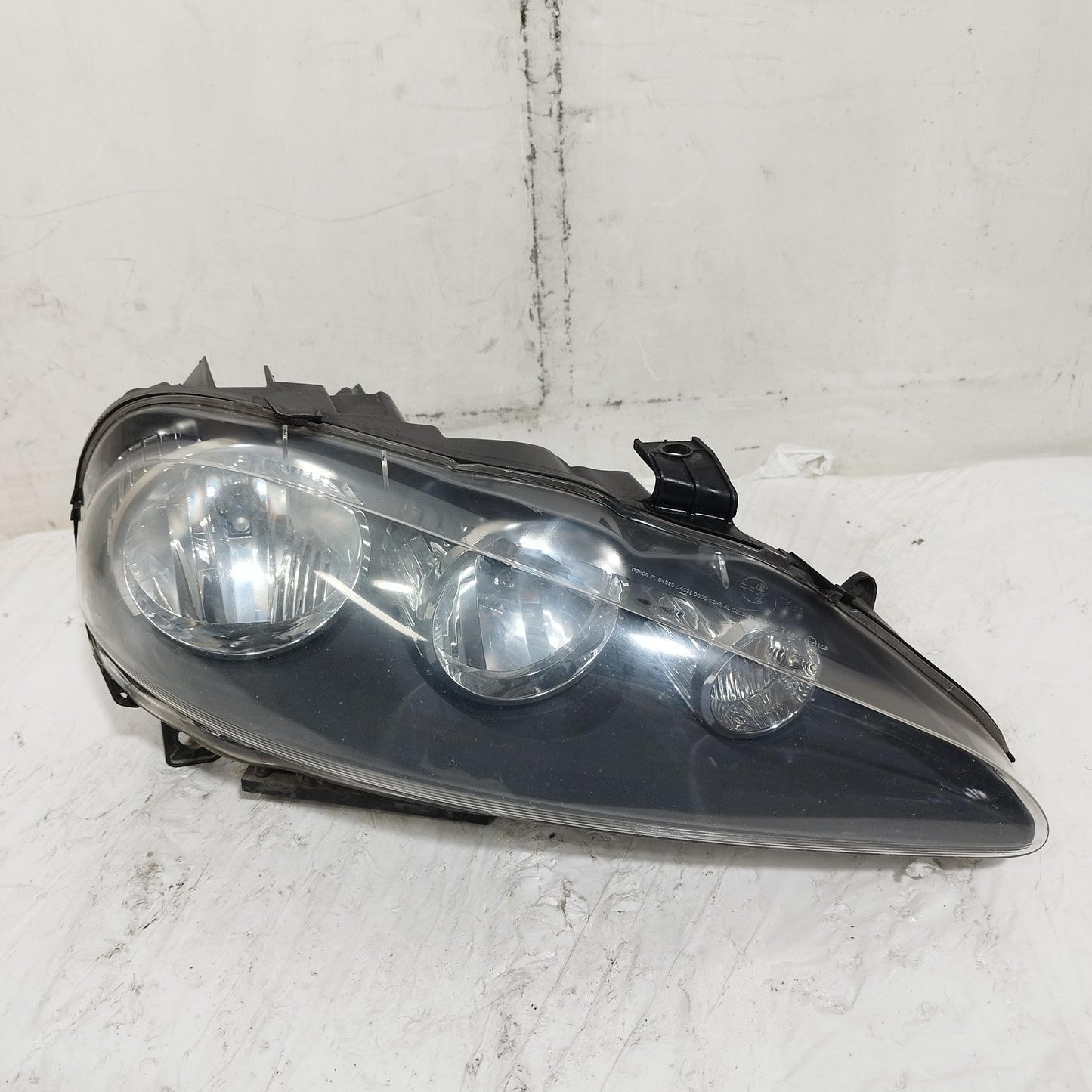 Fanale anteriore dx Alfa Romeo 147 (937) II serie 2004-2008 cod: 89101231 VALEO ecoAC16578