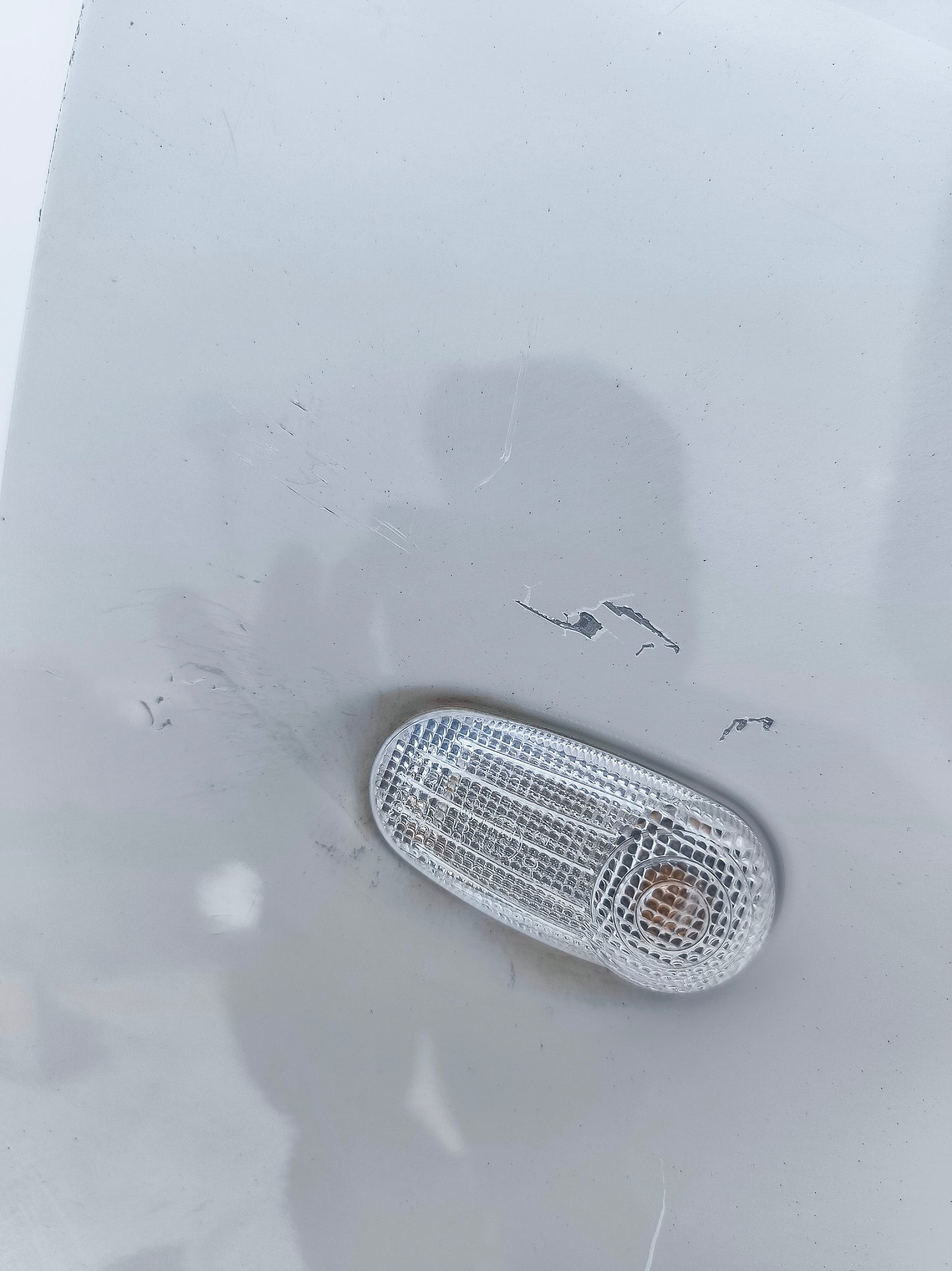 Alfa Romeo Mito ecoAG6927 weißer rechter Kotflügel
