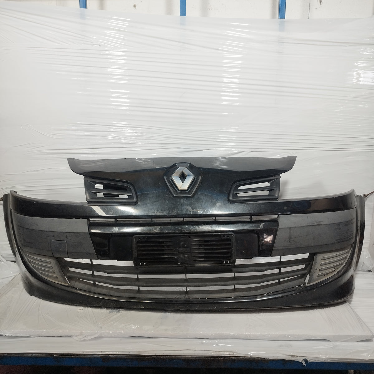 Paraurti anteriore nero Renault Modus 2008-2013 ecoAC17298