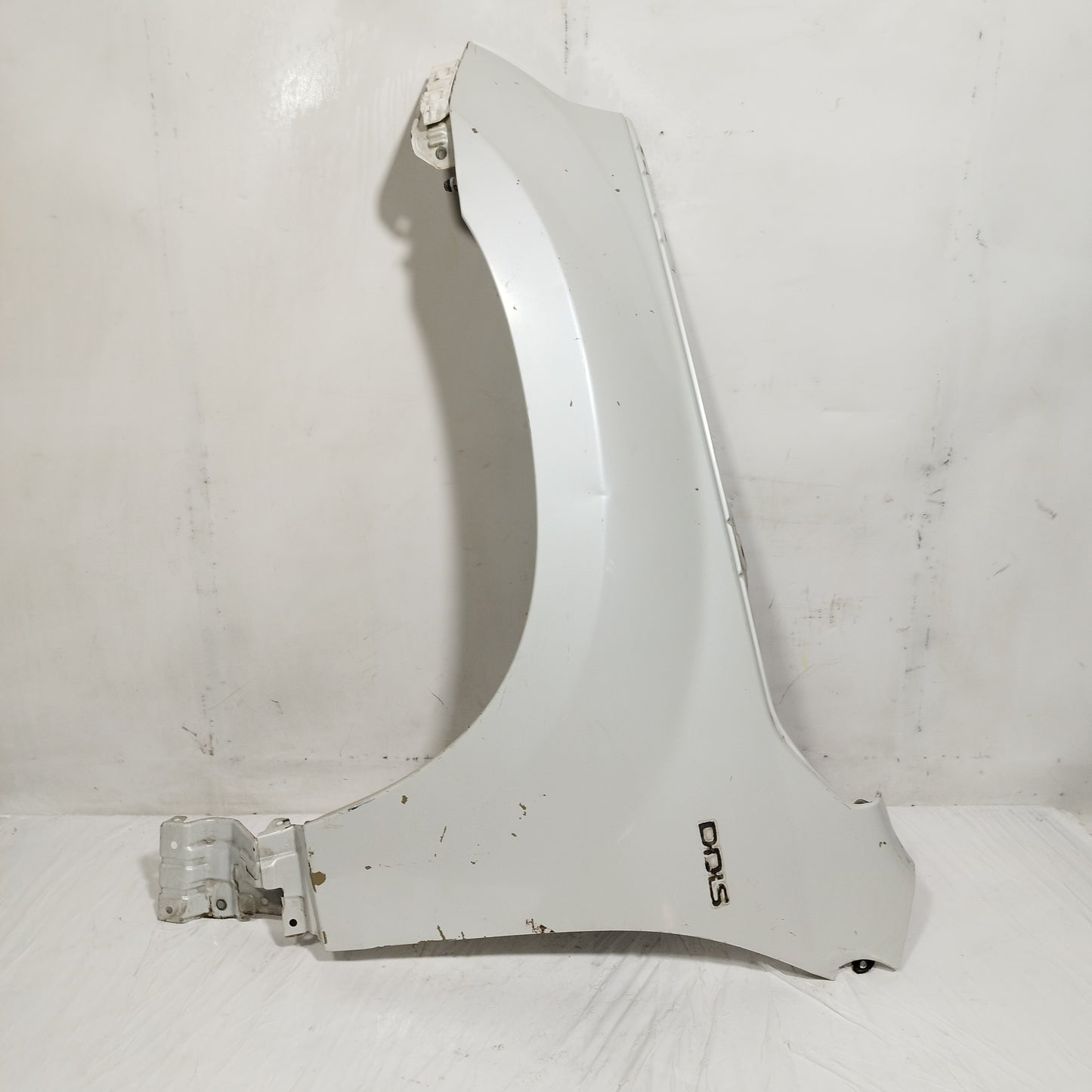 Parafango anteriore sx bianco perlato Suzuki Gran Vitara 2008 ecoAC14724