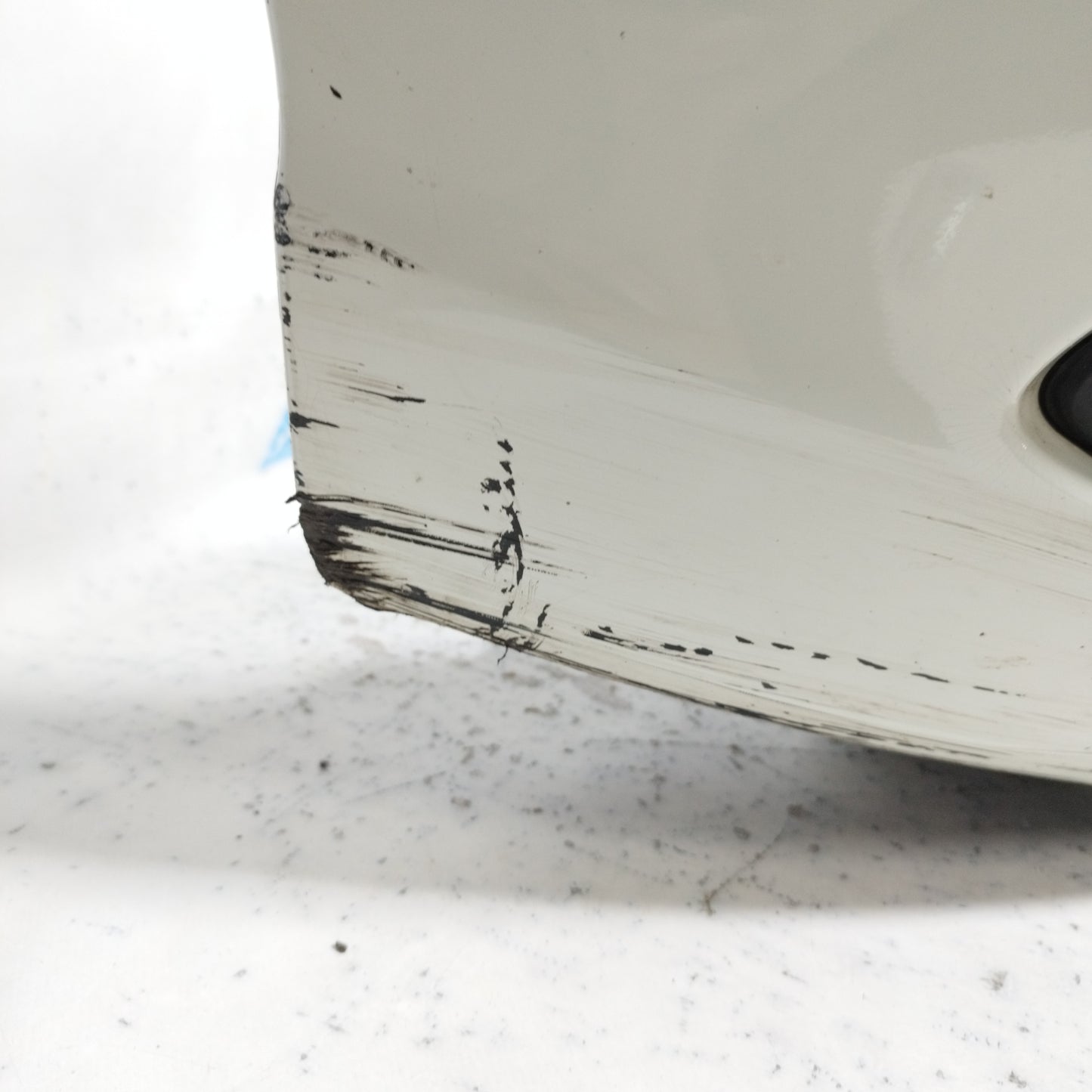 Paraurti anteriore bianco Lancia Ypsilon 2008 ecoAC9535