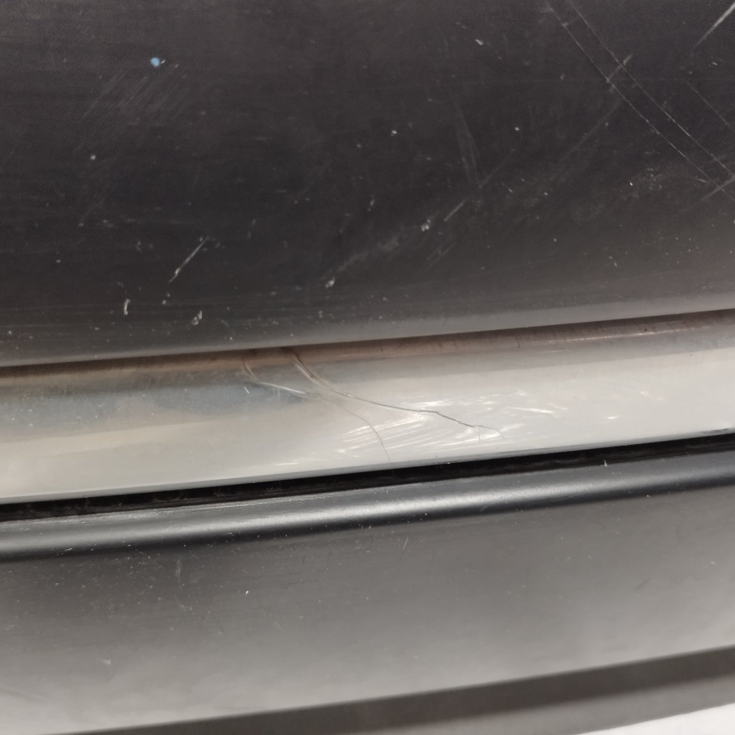 Paraurti posteriore nero plastica Lancia Ypsilon (843) 2006-2011 cod: 735425935 ecoAC16400