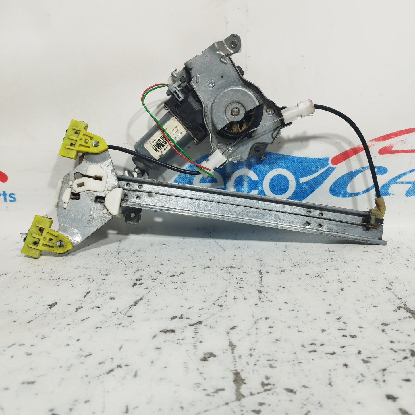 Rear rack right Nissan Qashqai 2010 code: 119767J ecoAC8733