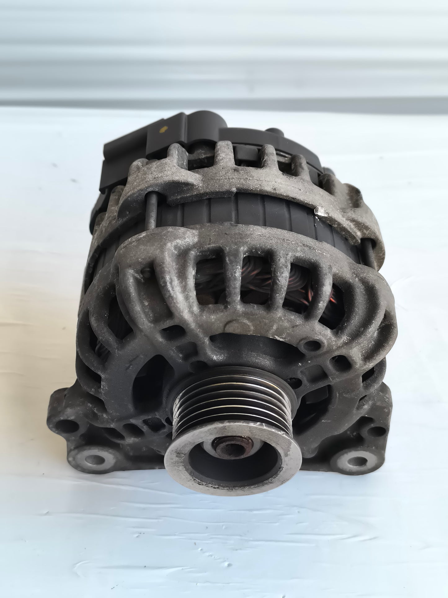 Alternatore Volkswagen UP 1.0 B anno 2011-2019 cod: 04C903023B ecoAG8600