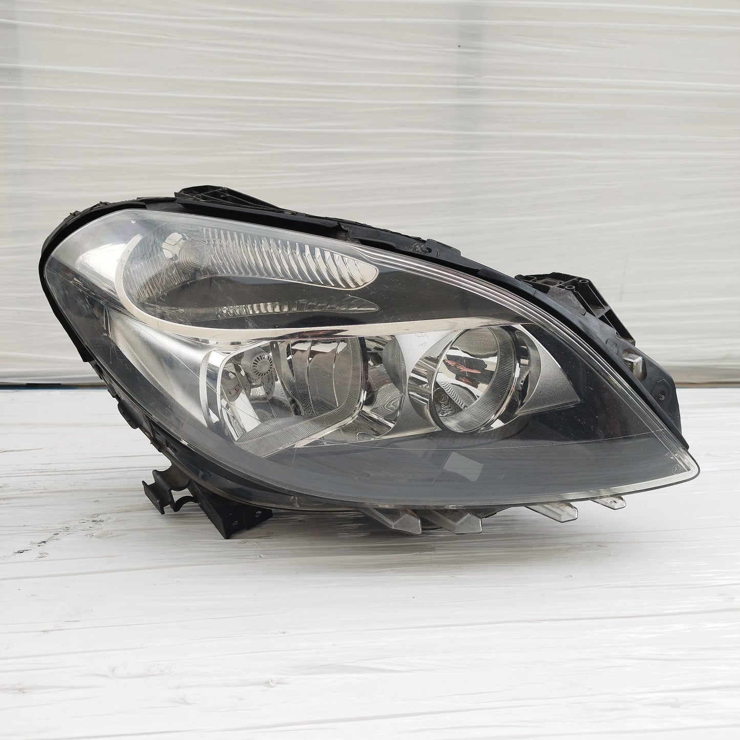 Fanale anteriore dx Mercedes Classe B 2013 cod: A2468200261 ecoDM044