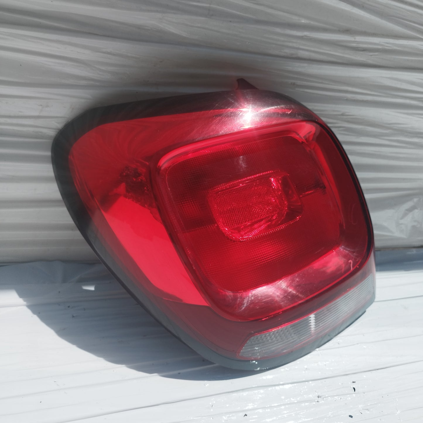 Fanale posteriore sx Citroen C1 2016 cod: 81560-0H152 ecoDM215