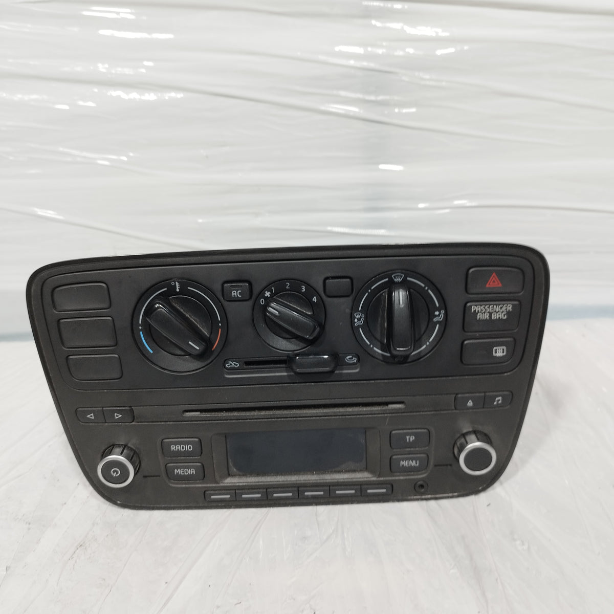 Pulsantiera a / c con autoradio Seat Mii 2011-2019 cod: 1S0820045T / 1SL035156 ecoAC16867
