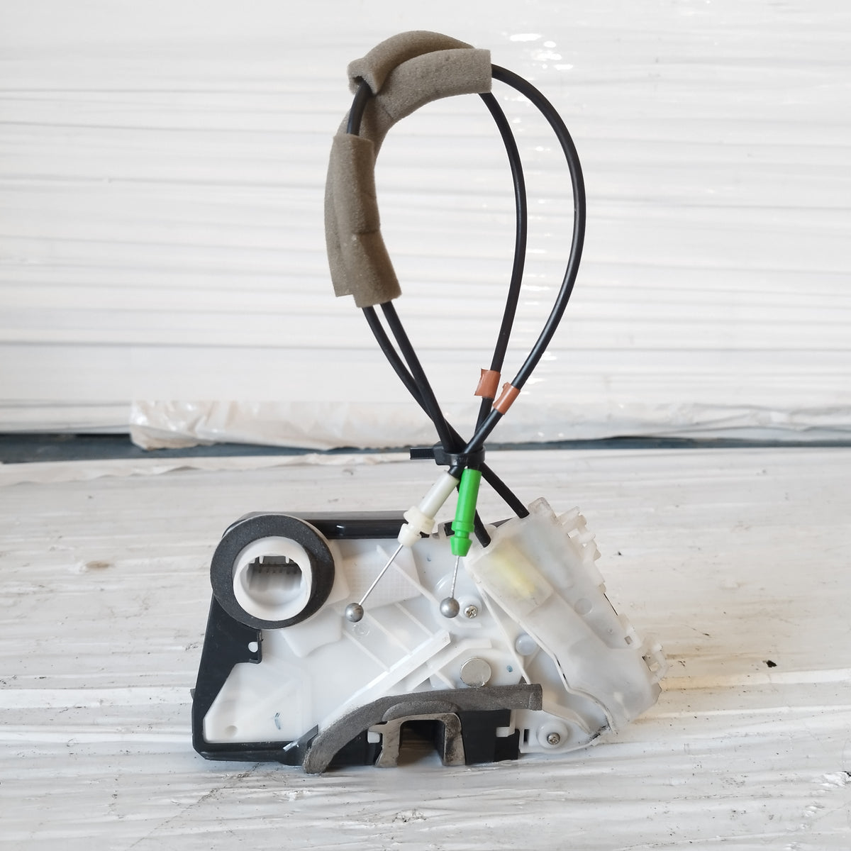Serratura anteriore sx Toyota Aygo X (AB70) 2022-2025 ecoAC17514