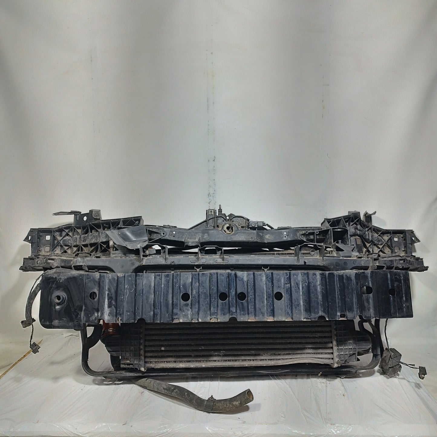 Kit radiatori con rinforzo Ford Focus 1.6 D 2006 cod: 013030393p ecoAC14963