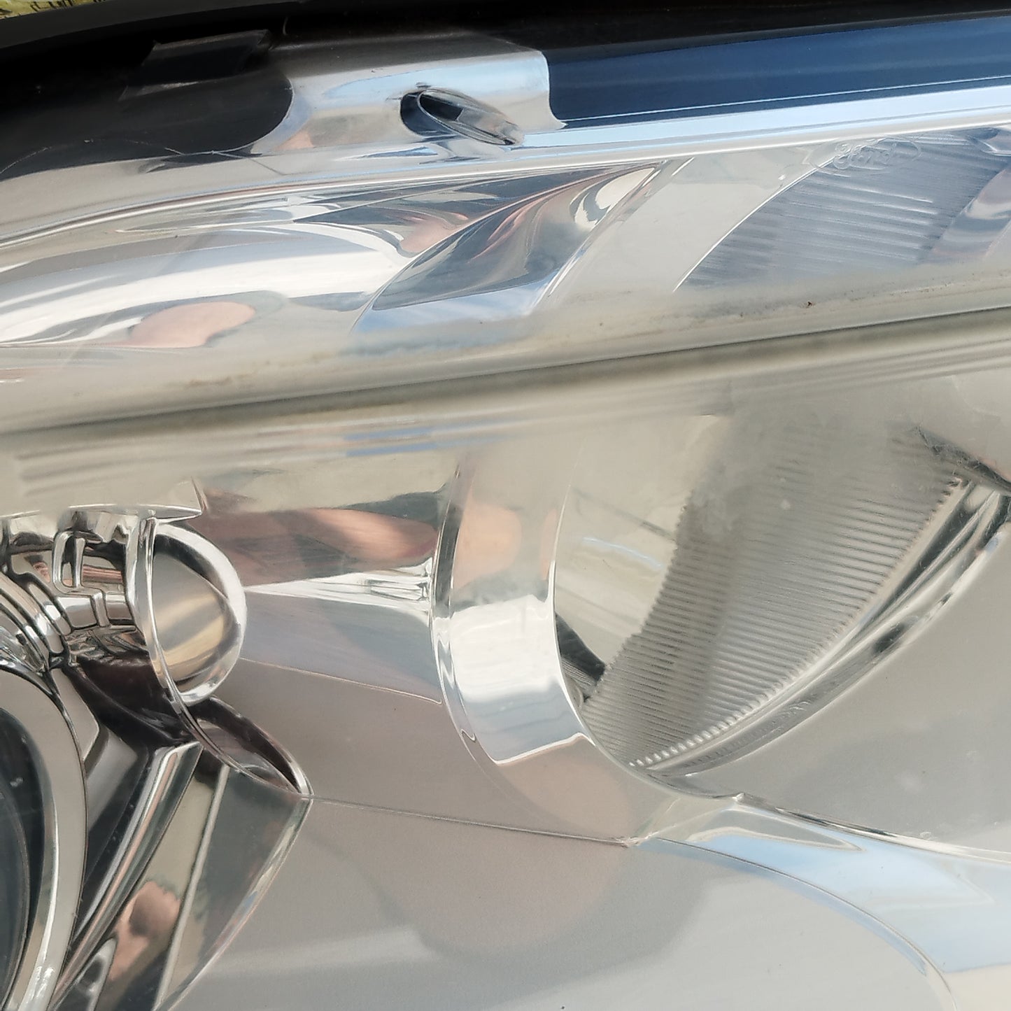 Fanale anteriore dx Ford Fiesta 2010 cod: 8A61-13W029-CG ecoDM067