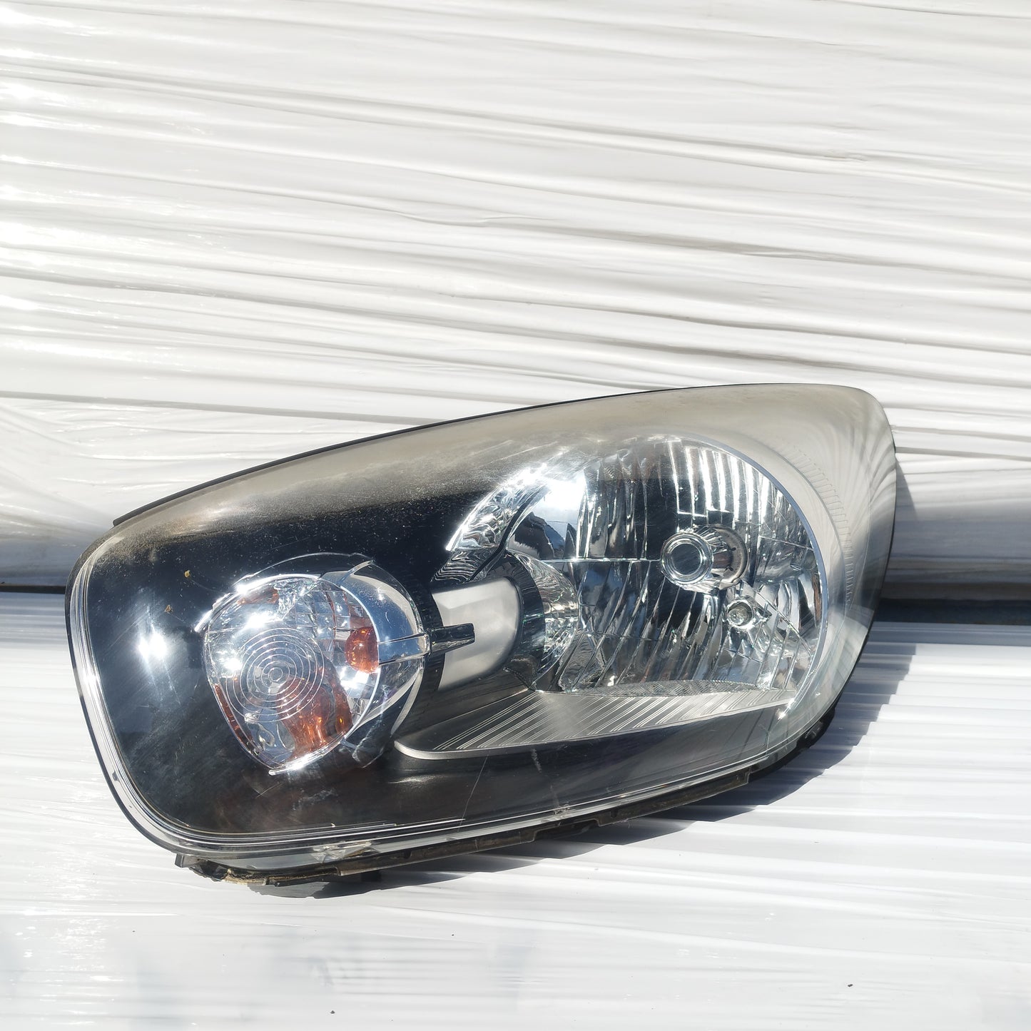 Fanale anteriore sx Kia Picanto II (TA) 2011-2017 cod: 92101-1y0 ecoDM160