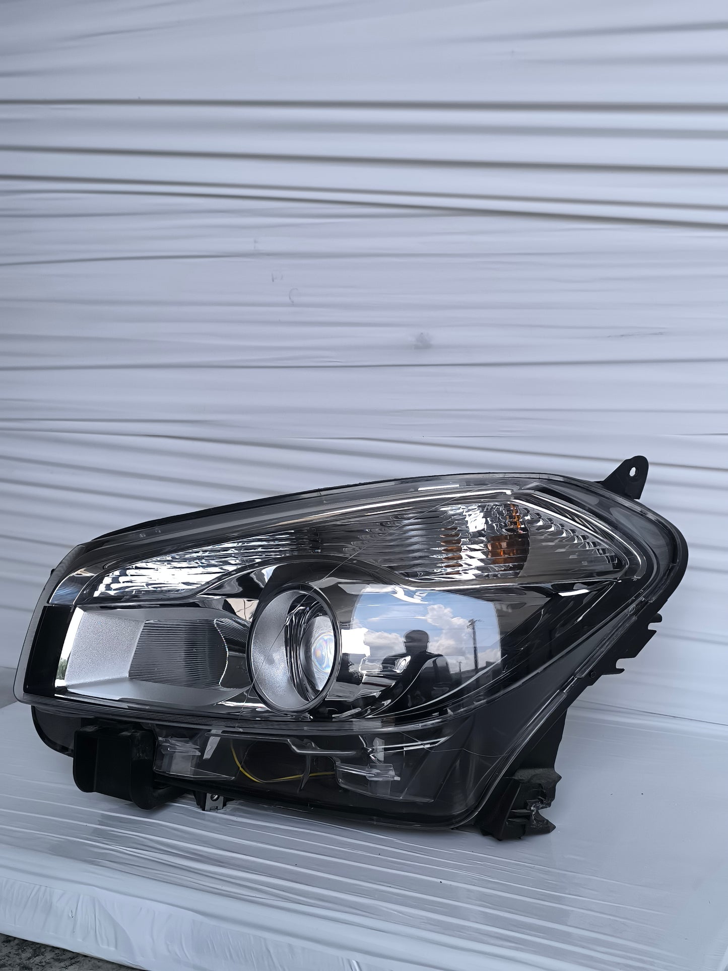 Fanale anteriore sx Nissan Qashqai (J10) anno 2010-2014 Restyling DEPO ecoAG8473