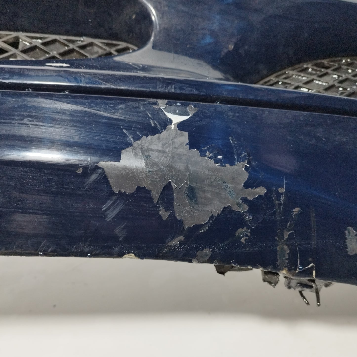 Midnight Blue Front Bumper Mercedes C-Class W203 2005 ecoAC11585