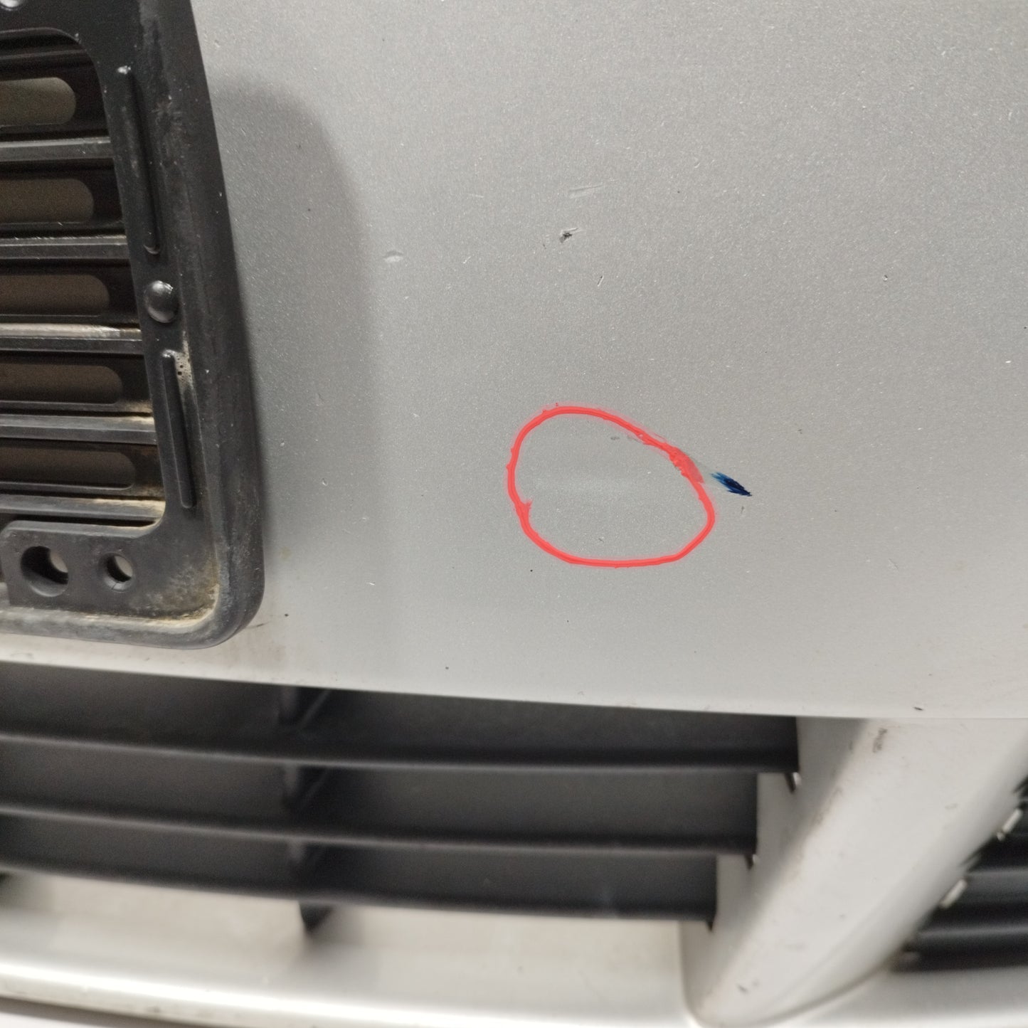 Front bumper silver grey Volvo V50 2007 ecoAC11437