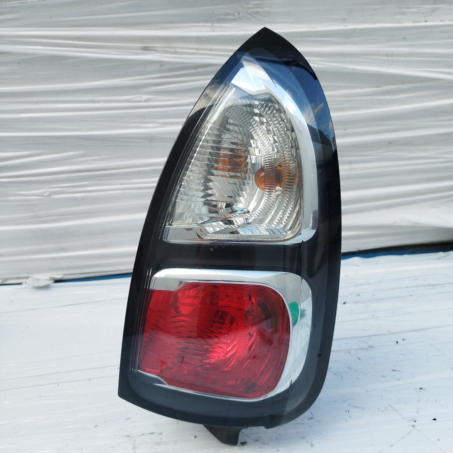Fanale posteriore dx Citroen C3 Picasso 2009 cod: 9681749180 ecoDM229