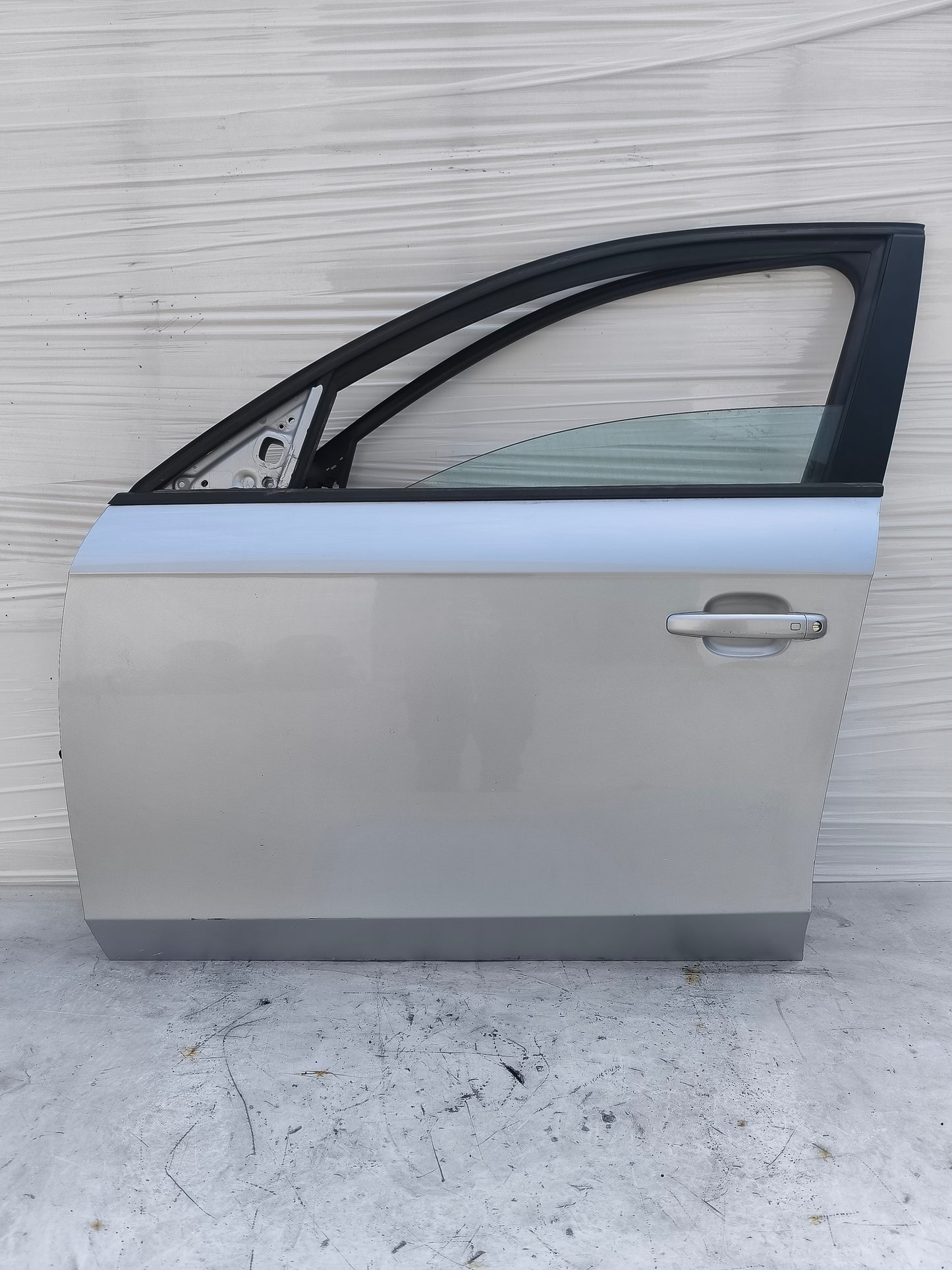 Sportello anteriore sx grigio argento Audi A4 B8 anno 2008-2015 ecoAG7936