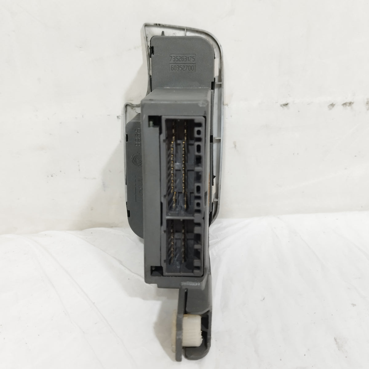 Pulsantiera anteriore sx Alfa Romeo 147 2000-2010 cod:735263175 ecoAC16772