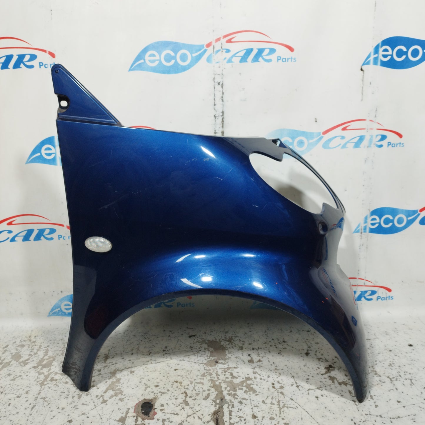 Parafango anteriore dx blu Smart fortwo 450 2004 ecoAC10557
