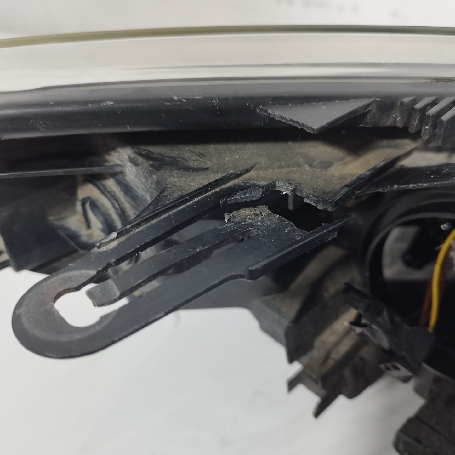 Fanale anteriore sx Renault Megane 2013 Cod: 030128820300 ecoAC14278