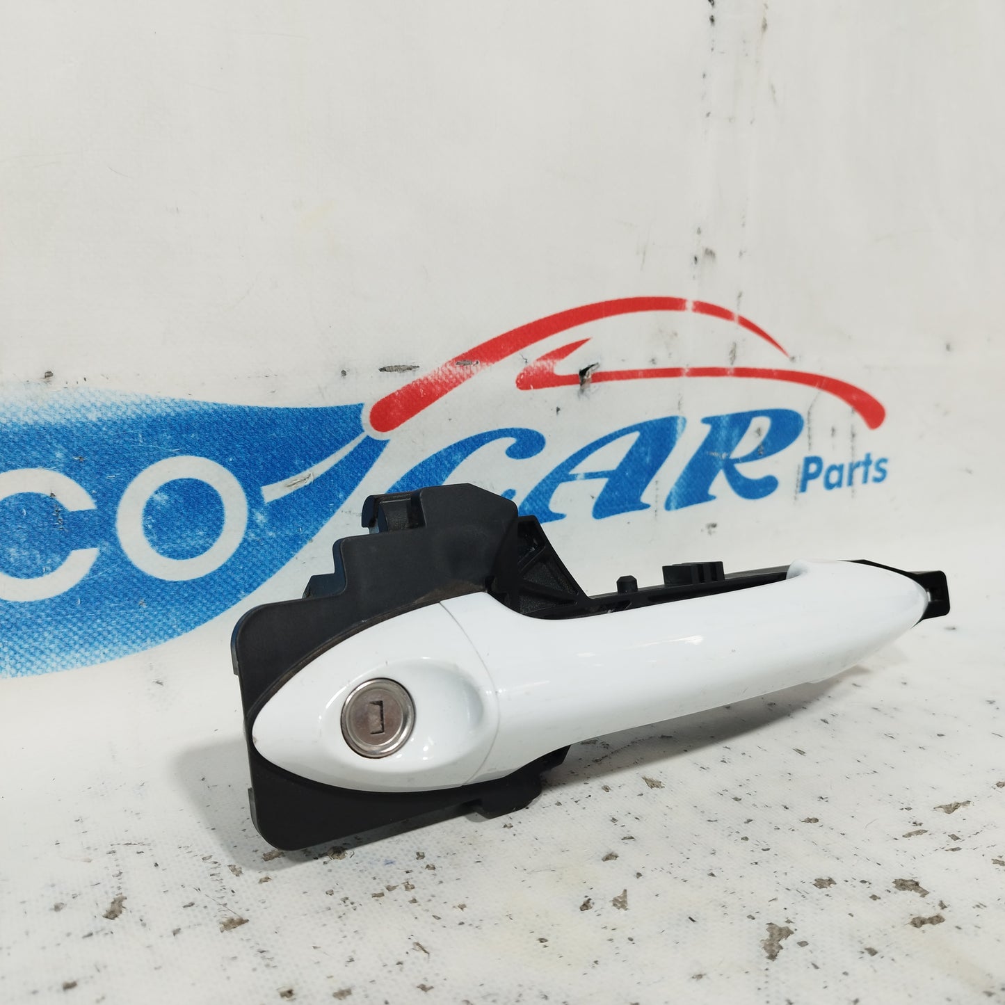 Front Left Outside Handle White Kia Venga 2016 ecoAC9657