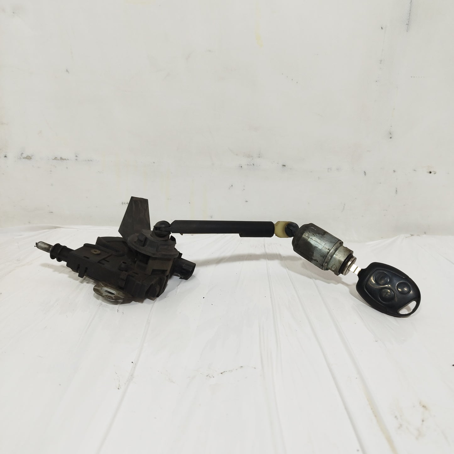 Serratura Cofano Ford C-Max 2008 codice: 3M51-16700 ecoAC14554